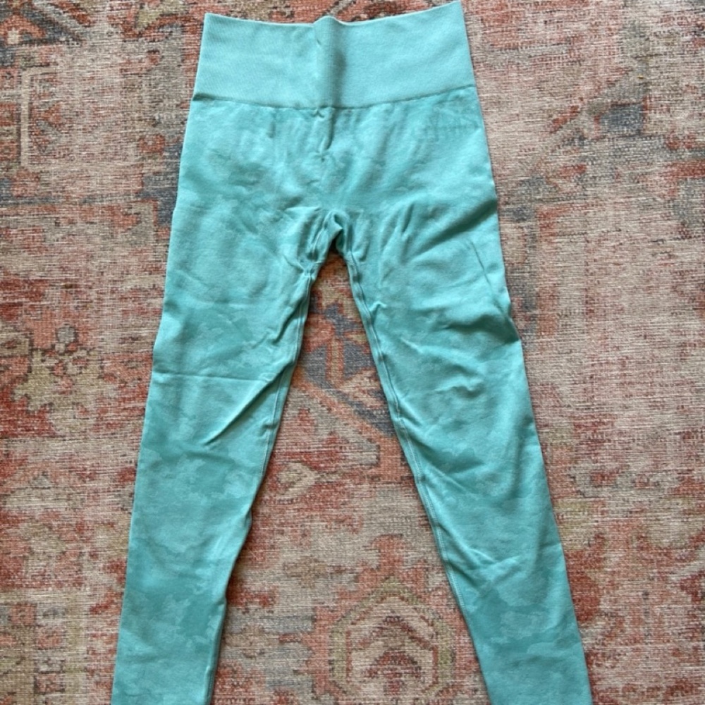 NWOT GYMSHARK Turquoise Adapt Seamless Leggings Size Small